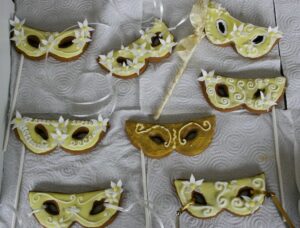 Mask cookies