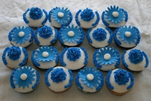 flowercupcakes2 floral cupcakes