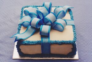 present cake