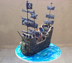 black pirate ship Cake