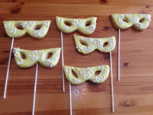 Purim Mask Cookies