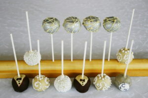 wedding cake pops
