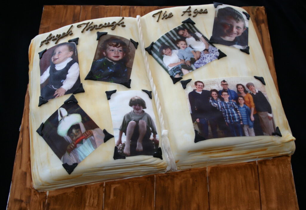 photo album cake