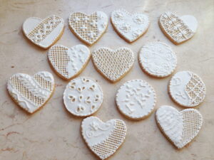 embroidery cookies