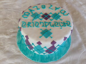 ambigram cake